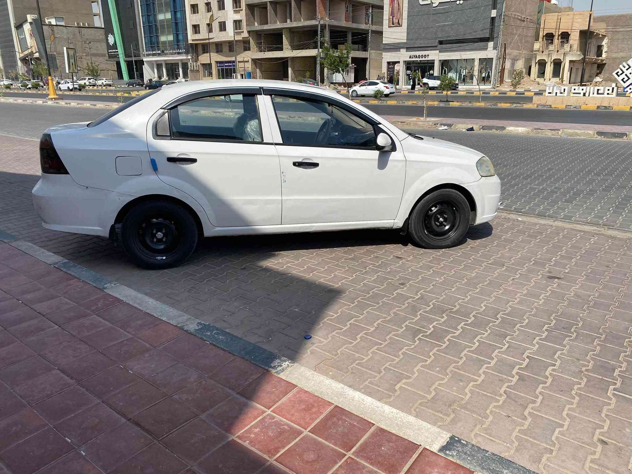 السلام عليكم أفيو للبيع رقمً نجف خصوصي  ٢٠١٠ إنكليزي بسمي سنويه ال ٣٠  مداور ثاني يومً محركً قبل ٣ اشهر مبدل طابوكه كامله عندي وصل حداديه امامي خلفي جديد تخم تاير جديد ويل جديد منضومه تبريد جديد. كهرباء جاهزه سياره كل نقص مابيه كفاله عامه محرك كير مكفوله من ضربه سياره بيه صبغ اربع قطع ابيع احزام علمود ماتفاشل مكاني نجف ***********.  سعر ٦٠ وبي مجال للشراي

نص مكتوب في الصور:
- ٢٨ A ٩:٣١ م