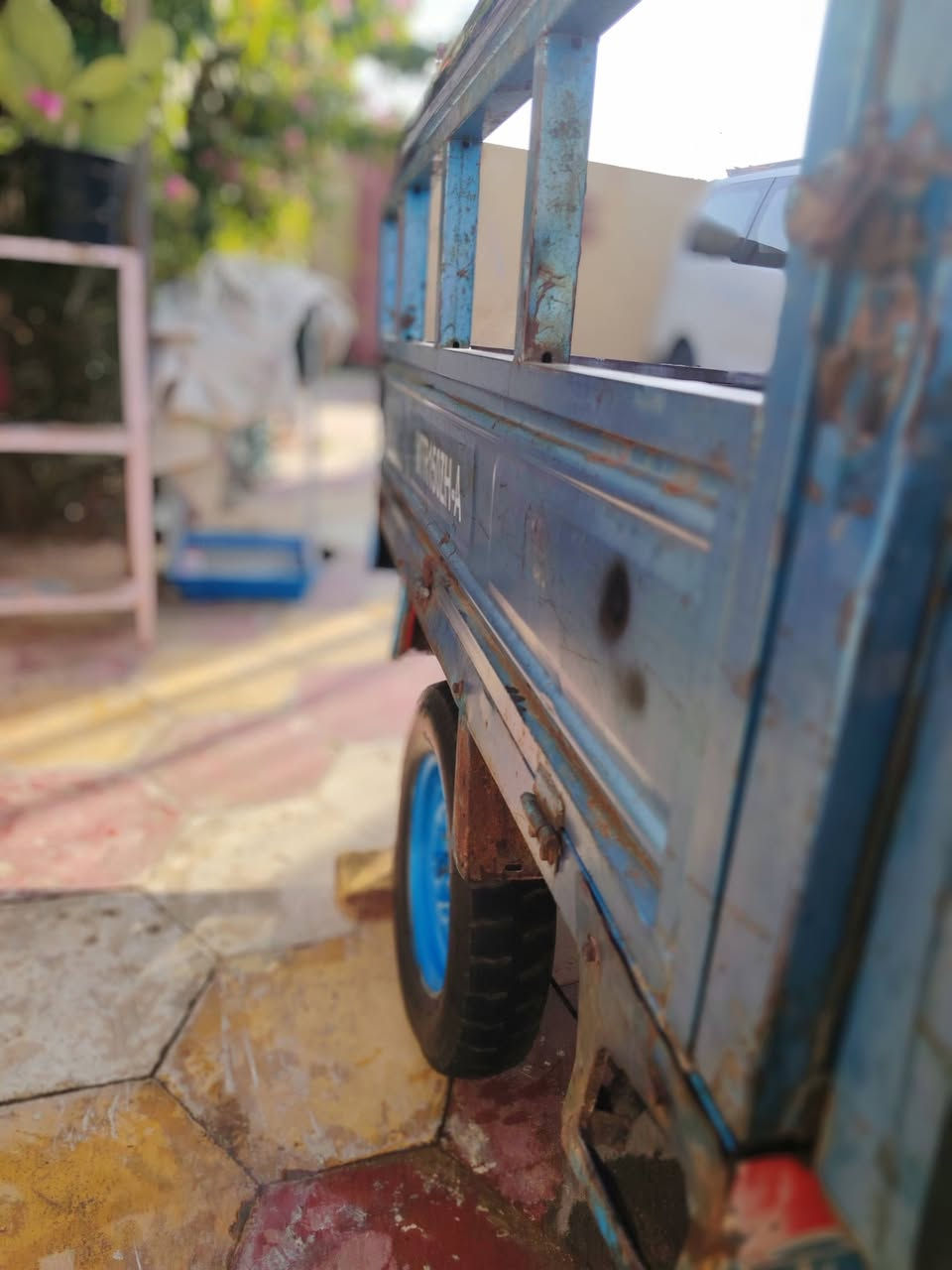 العزاز لبيع مديل 18كلك جاهزه من كلشي سعره 850الف مكاني رميثه ***********
