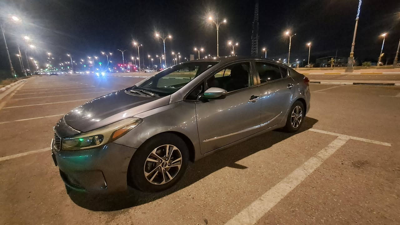 فورتي ٢٠١٧
صبغ بس البنيد والجاملغات الاماميه  بيهن  بارد 
رقم سليمانيه بسمي 
مكان. السيارة كربلاء 
السعر ١٠٥ بيه مجال 
***********
