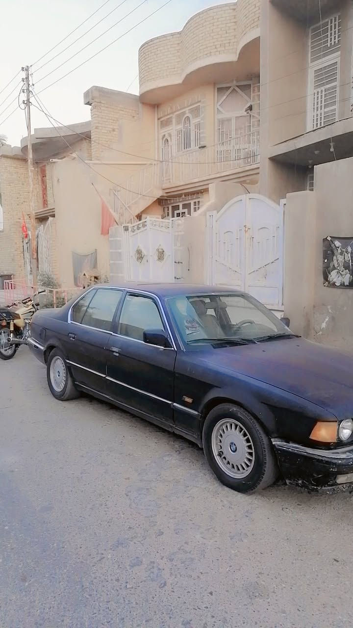 سلام عليكم بيئم فوك المديل
735  رقم بغداد
كير ومحرك حاويه مشدود جدد سياره شلعه تخبل 
غرفه نضيفه زوجين تايرات جدد تبريد شغال سياره خير من الله حماوه ماتعبر نص فوك المديل
سنويه تنتهي ب2027
مكاني كوت  بمركز المدينه  اكفلك تحويل والغرامات
رقم ***********
