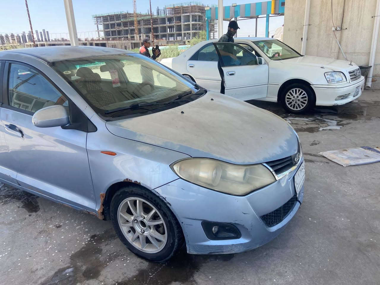 شيري 2013 مكفوله من الصيغ والضربه سيارة بلاديه تبريدها شغال
ونزلنا السعر نريد نبيع 
بيها خياس شوف العين  وعليها غرامات 3 ورقات عليه أنه ادفعهن

السعر 28 ورقه 

الشطرة ***********
