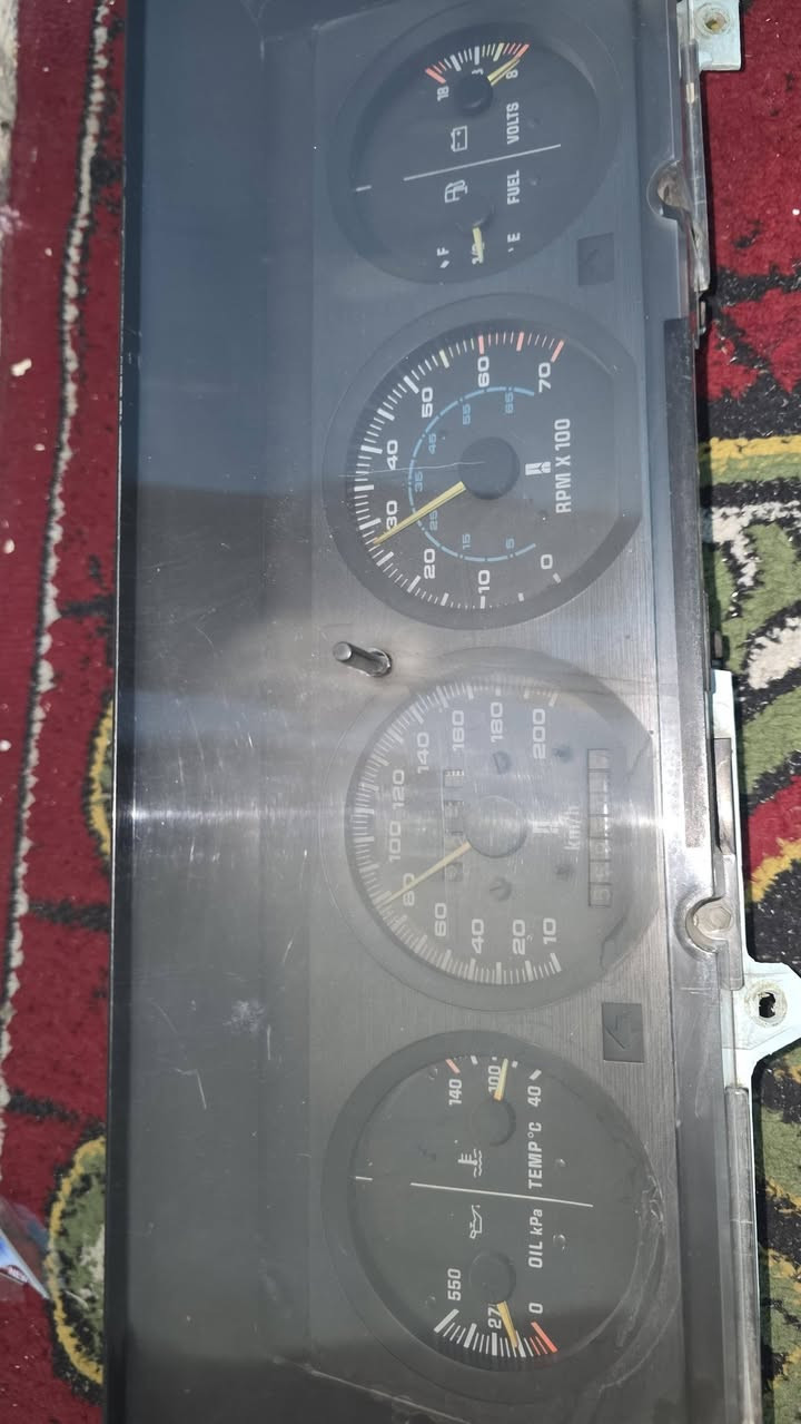 للبيع نضيف 100\100رقمي ***********
