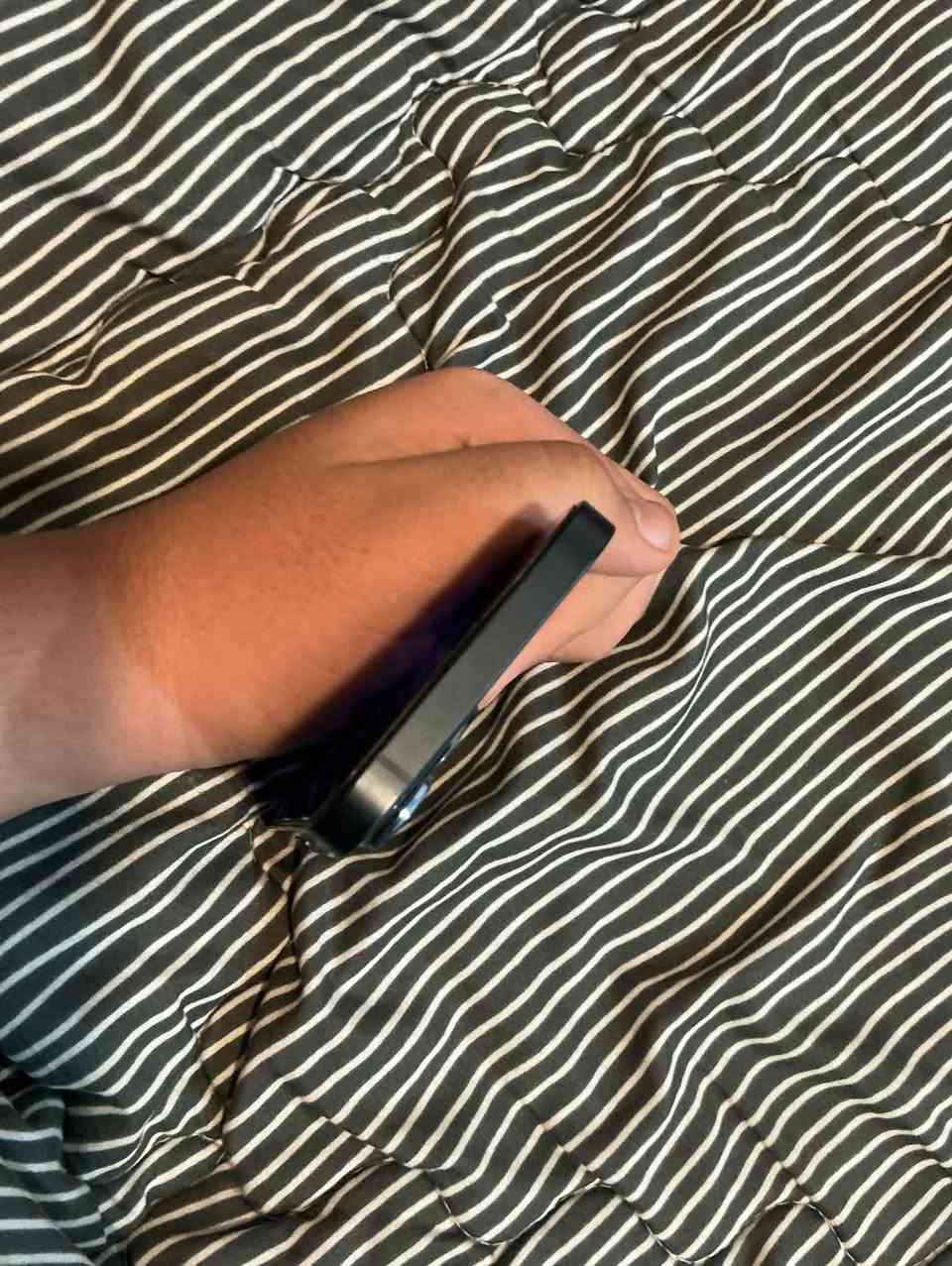 آيفون ١٣ • ١٢٨ • نيلي