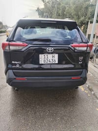 راف فور للبيع موديل ٢٠١٩ ماشيه ١٢٠ الف لونها اسود بلاك السياره نضيفه ف...