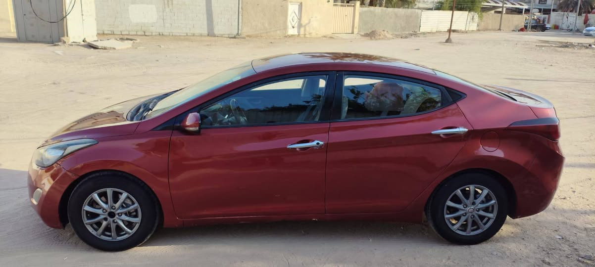 الانتره موديل 11خليجي صبغ للجماليه مال جراد محرك كير مكفولات تخم تاير كهربائيات كله شغاله تبريد بس غاز مداوره بل النجف محركه 1600السياره حلوه مال جناي السعر 78 وبيه مجال رقم تليفون ***********بي واتساب مكان السياره نجف بيه سونار شواصي كفاله الحوض كفاله
