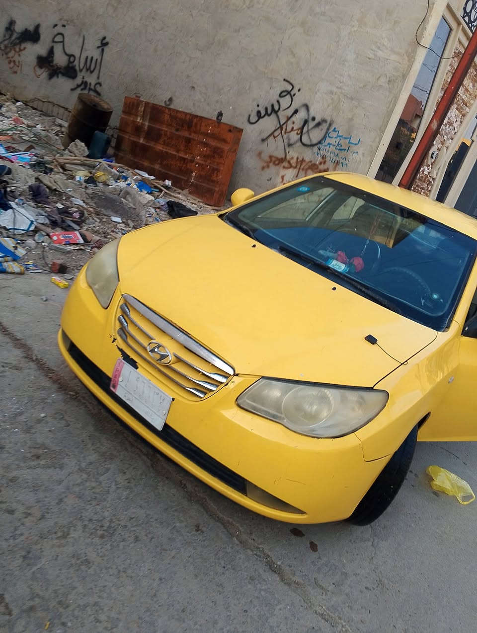 السلام عليكم 
افانتي 2008باسمي 
محرك بي اثر نفاخ. 16دكشان عالي
طخم ويلاكب. اصلي 
كير تومتيك جديد
جمات كهرب 
قفل مركزي 
تحكمات استيرن 
شاشه جديد
كشنات هيتر 
السياره فول بس بدون سلايت
ضرار بل لغد صفحه السائق بدون شواصي
السياره باسمي شرط التحويل كابون بنزين الكتروني
***********
***********
السعر 90بيها مجال
