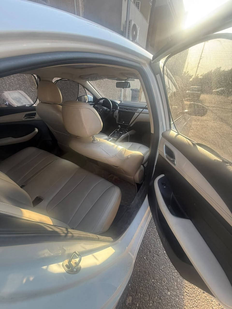 سعر 94 بي مجال
مثبت سرعه
ام جي فايف موديل ٢٠٢٣
 فول موصفات فتح شاشه كامرات ٣٦٠ درجه
رقم سليمانيه نكليزي
سياره نضيف كلشي ما بيها 
رقم ***********
