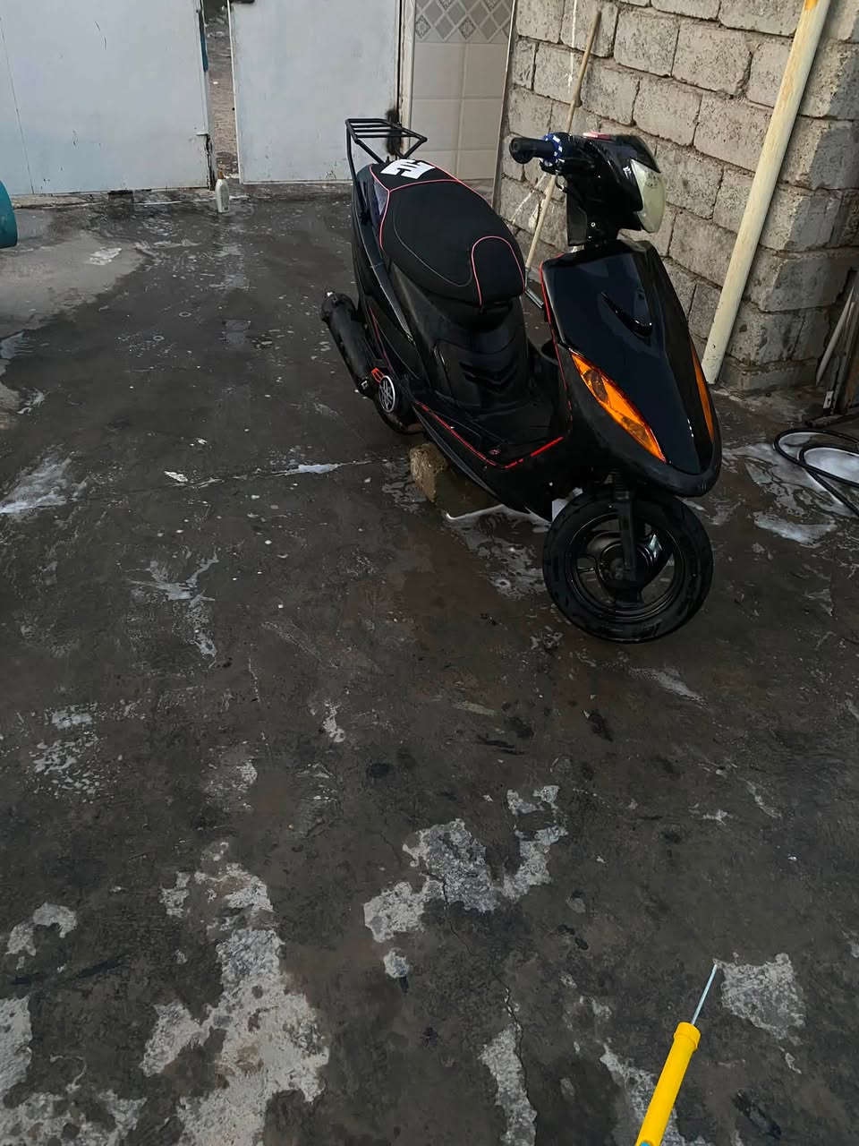 سلام عليكم دراجه ماكس عدله دراجه حلوه ونضيفه ومكينته ناعمه دراجه على الفحص دراجه  سلف وهندر وكهربياته كلهن شقاله سعره ٣٧٥وبيه مجال تواصل *********** أو خاص
