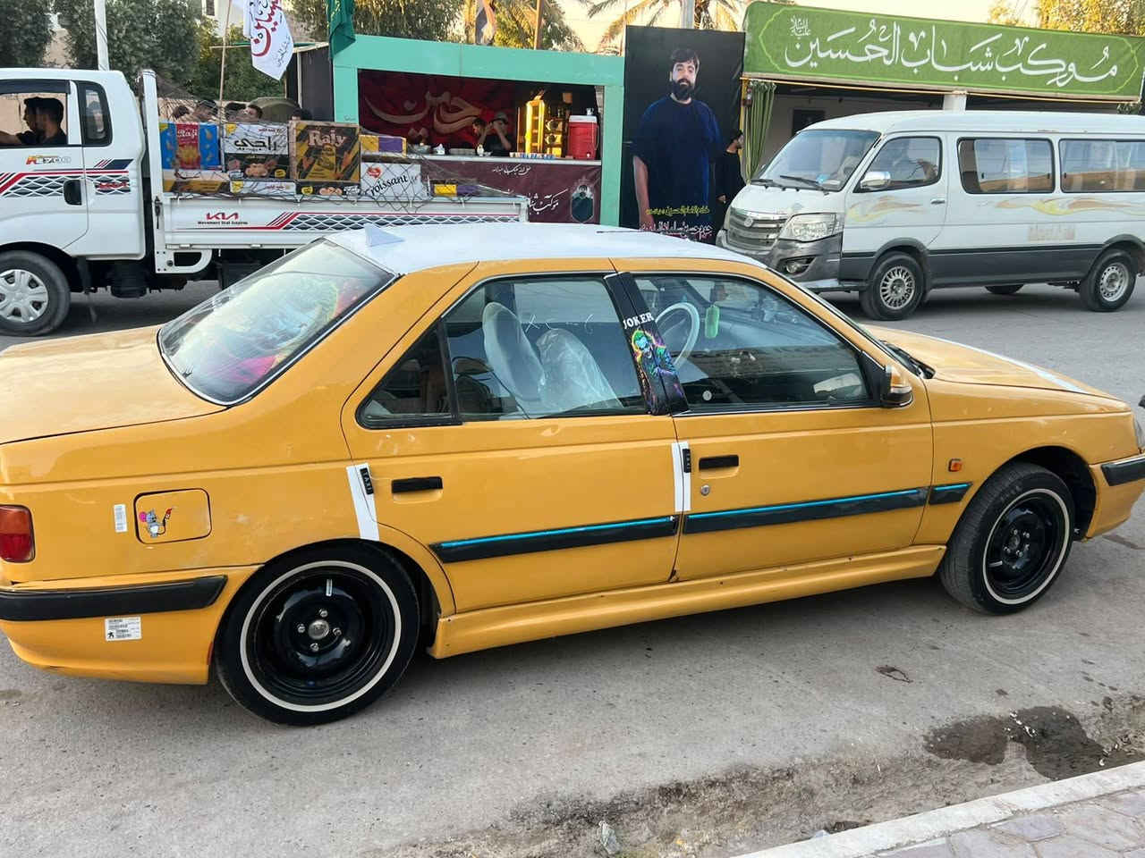 بيجو بارص موديل 2015 مصفره هيئه وغرامات السنويه لل2030 مكينه وكير خير من الله رقم انكليزي صدره جديد تبريده ثلجج وبيه تعمير هلالات فقط سعر56وبيه مجال مكاني بغداد مدينه الصدر رقم الهاتف*********** بيها سيستم سماعات
