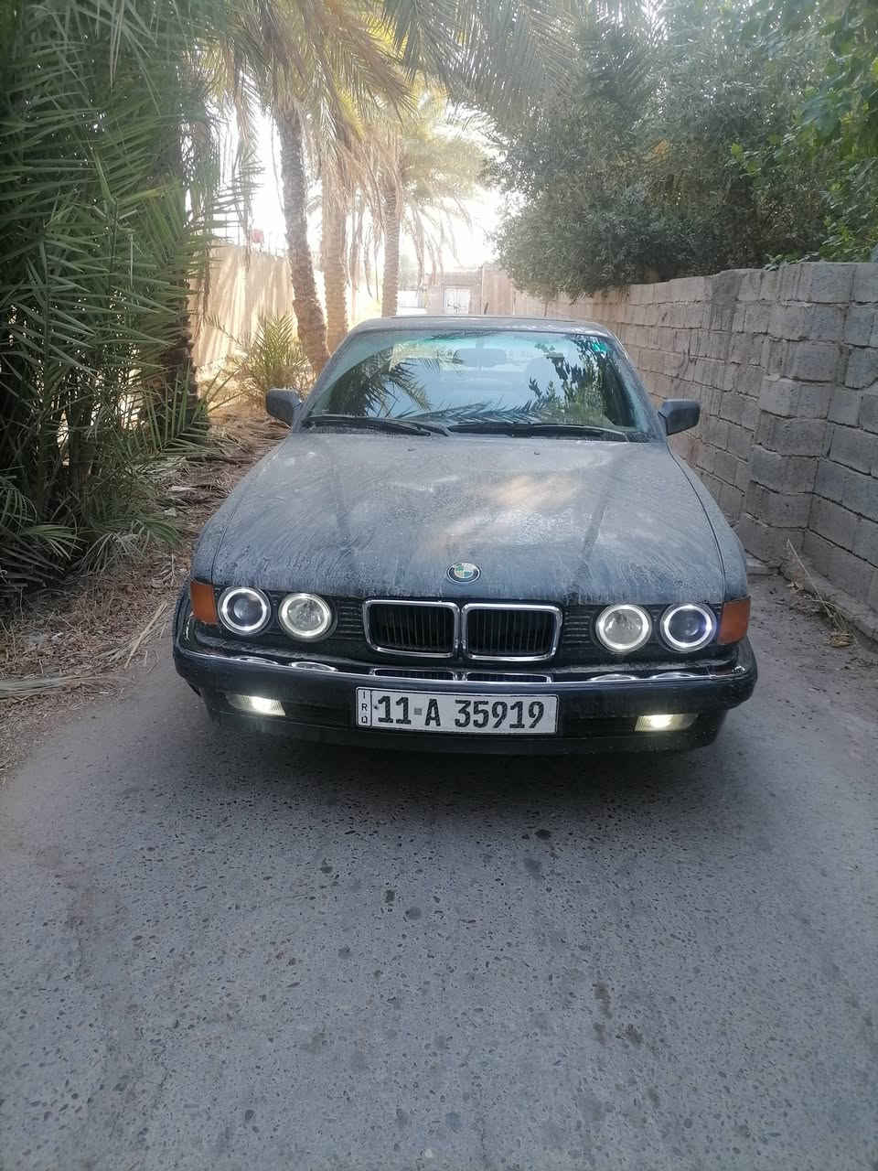 السلام عليكم للبيع 740i _V8 مكفوله من ضربه ومعجون مصبوغه جماليه كهربائيات كلها شغاله تبريد قطعتين هزه جديده السياره ماناقصها شي سعر 57 وبي مجال ***********    بغداد
