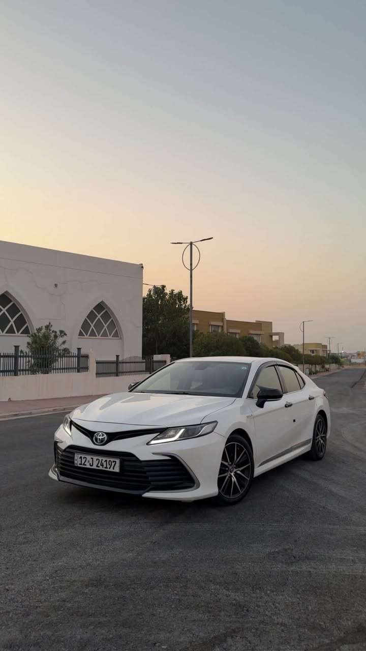 السلام عليكم
كامري 2023 Le  هايبرد 

 حجم المكينه 2500 هايبرد 
تكسي مطار 
ماشيه 86 الف حقيقي 
بصمه 
شاشه 
ويل حجم 18 
3 وضعيات قياده 
الضرر موضح بل صور 
وبيها اثر لزكات طابعه 

السعر 185 
(*********** )
