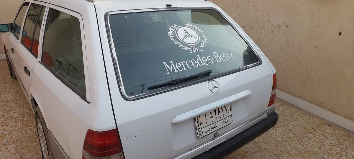 مارسدس استيشن موديل ٩١ سياره بلاديه بيها قليل صبغ محرك ٤ سلندر بلاد جديد حداده جديده تبريد سنتر لوك كله شغال دواخل بلاد جديده مخمل السعر ٤٨ اتصال ***********
