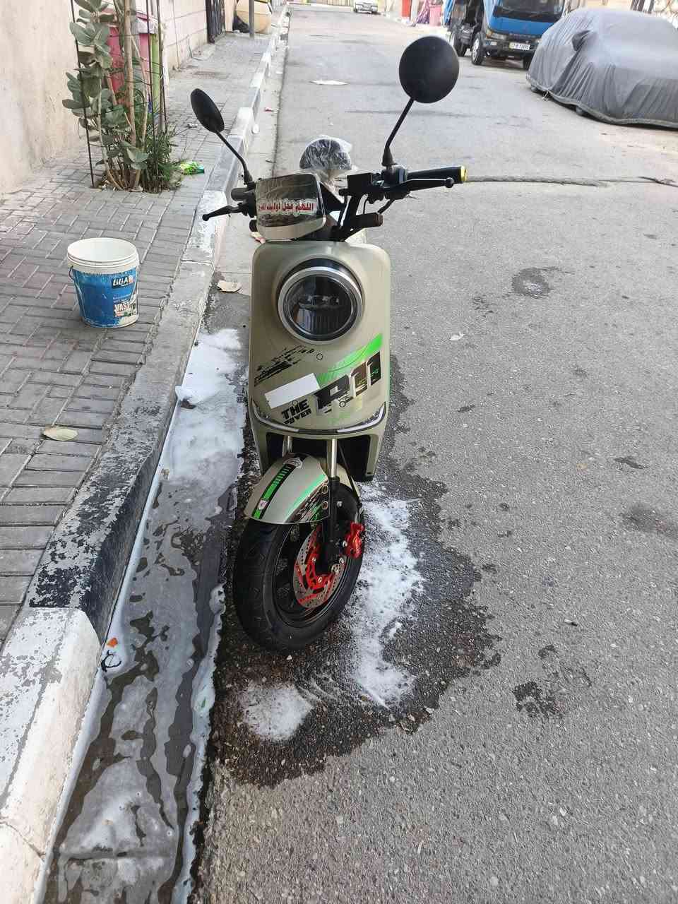 R11 للبيع فقط مديل 26 بالجيس سعر 550 وبيها مجال ***********
