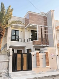 يالله بيتين للبيع بحي الأولى قرب أسواق الشورجه أو كليه المفتوحه مساحته...