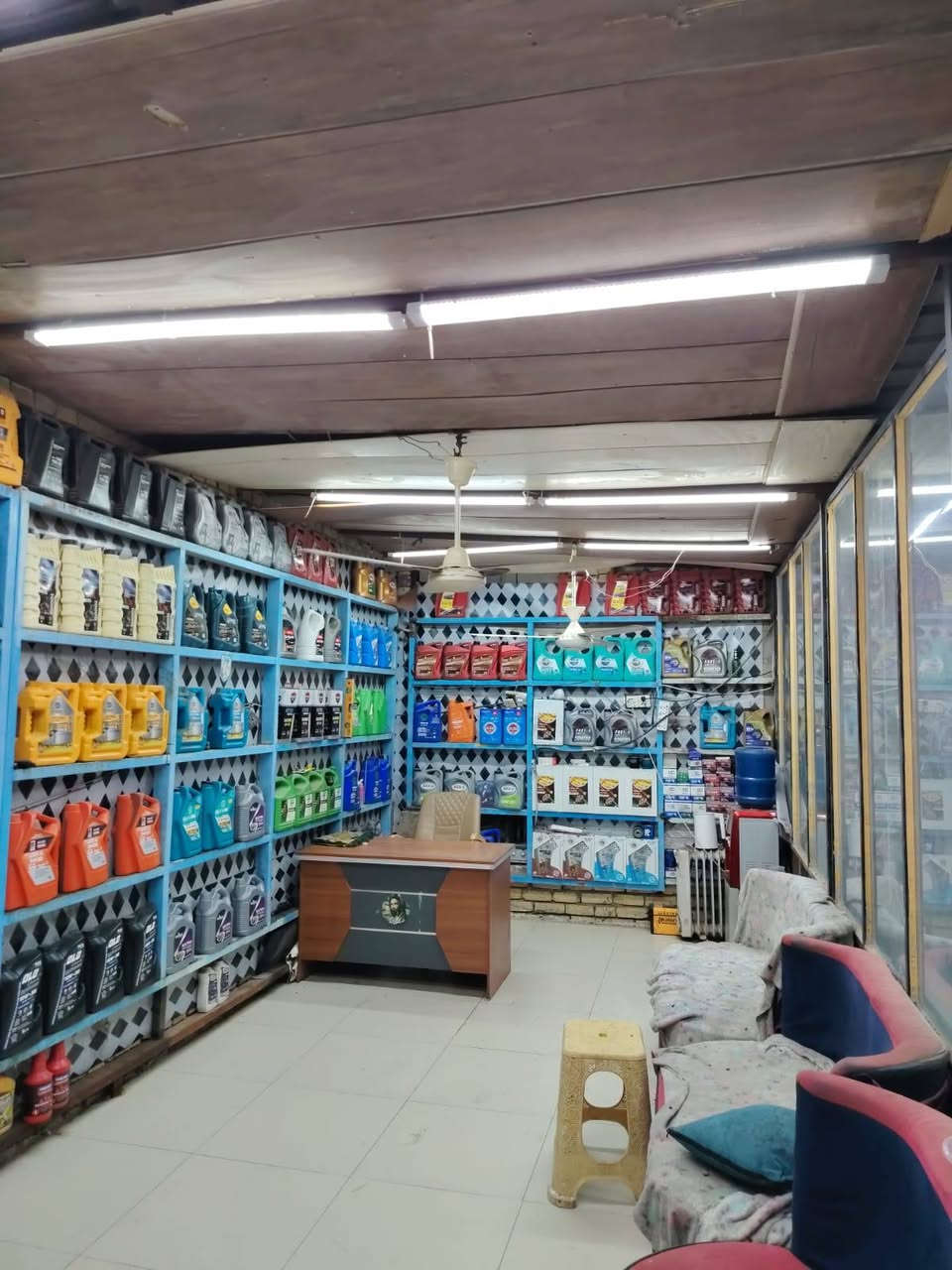 محطه غسل جهازه للبيع 
موقع نهايه شارع الكراج بغداد
***********
