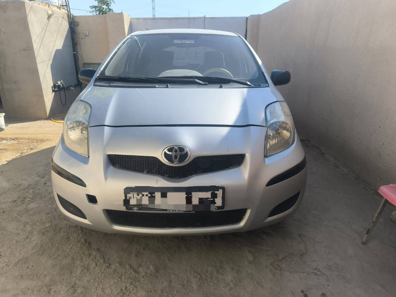 تيوتا يارس آج باگ موديل2007 محرك 1600 كير عادي مصبوغه حزام فقط للجمالية  بيها شاشه وكامرا جديده السياره بأسمي رقمها واسط انگليزي   مكاني كوت حي الحكيم ..  للتواصل ع الرقم ***********
