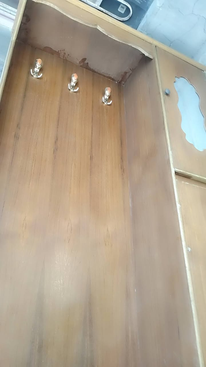 غرفة نوم • مستعجل • قابل للتفاوض
