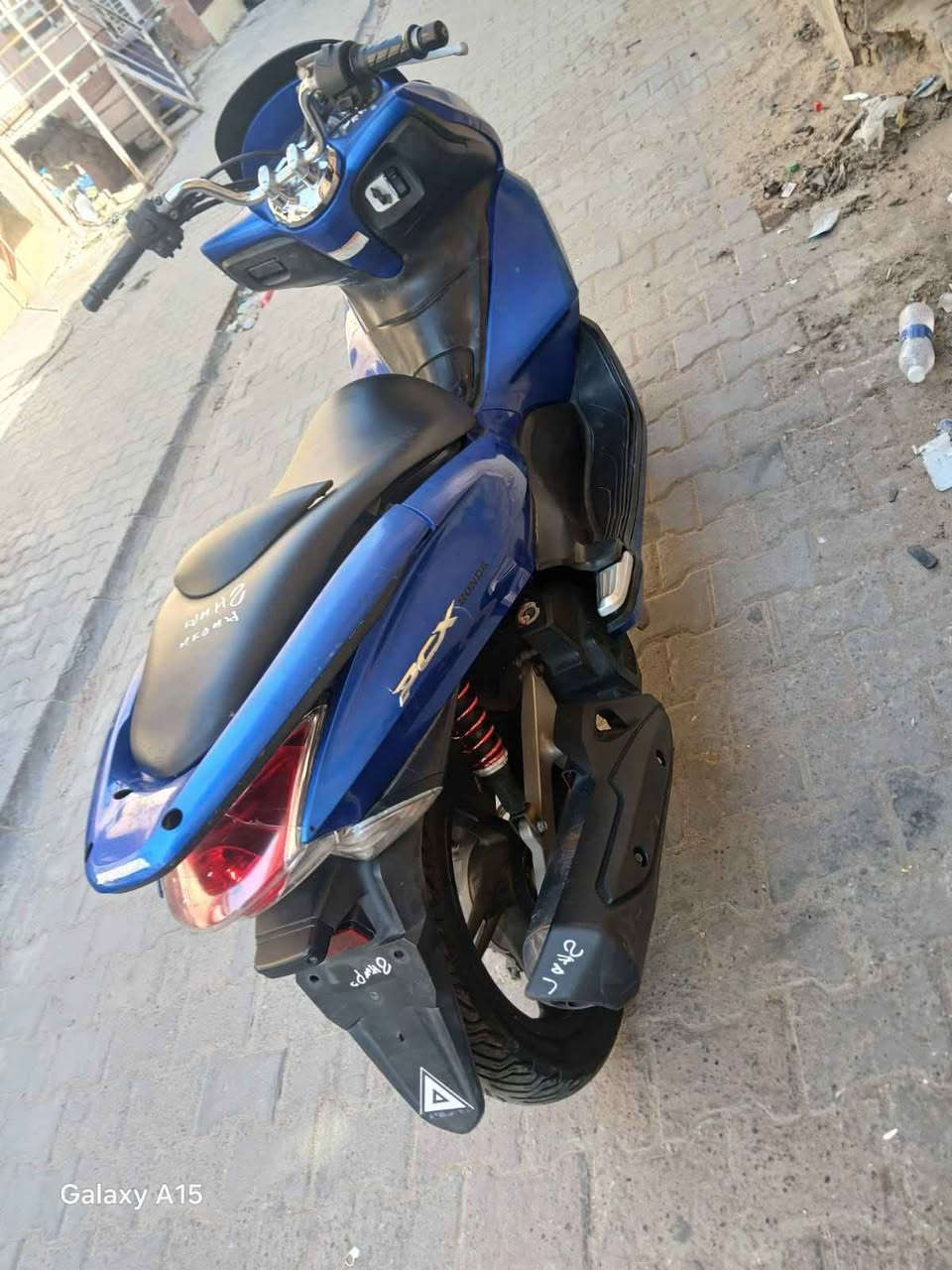 سلام عليكم....
دراجة (PSX)...(جيل الاول)  
🛵للبيع  ماشيه 28 الف الفحقيقي ممتعوبه
دراجة شلعه معدل كهربائيات كلهه شغاله 
دراجة جديده  بلادية
أي نقص مابيهة دراجه مكفوله كفاله عامه بشرط علفحص اذا برغي مفتوح ترجع دراجة مال جناي 
جيب فيتر وتعال افحص مستعجل على بيعتهه السعر مليون و400
العنوان بغداد  الكرخ  الاستفسار الاتصال على الرقم 📞*********** بغداد, العراق
