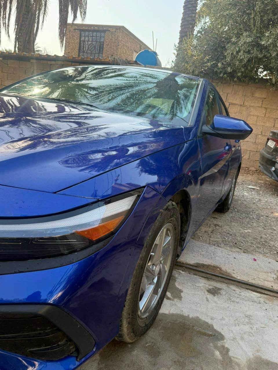 النترا 2025 
 ضررها تخريب طخات بسيطة بدون حادث قوي بدون ايرباك 
ماشية 6000 تقريبا 
دخول جديد مصلحة وجاهزة 
عارضها   127 بيها مجال بسيط
للاستفسار : *********** بغداد, العراق

نص مكتوب في الصور:
- KMHLL4DG5SU992422