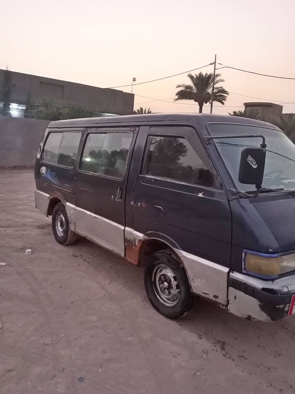 اسلام عليكم للبيع كيه بسته مويل ٩٤ رقم واسط رعيها ما اندله اتهد سرقه واعشاير كير كفاله محرك نسمه بخار تخم تاير كهرباياتها كلها شغال شواصي الكدام كفاله حداديه زينه باتري جديد سلف ديلمه كله جديد السعر ١٨ مكاني حله رقم الهاتف *********** خاص ما اجاوب اتصل وبيك خير واتدلل
