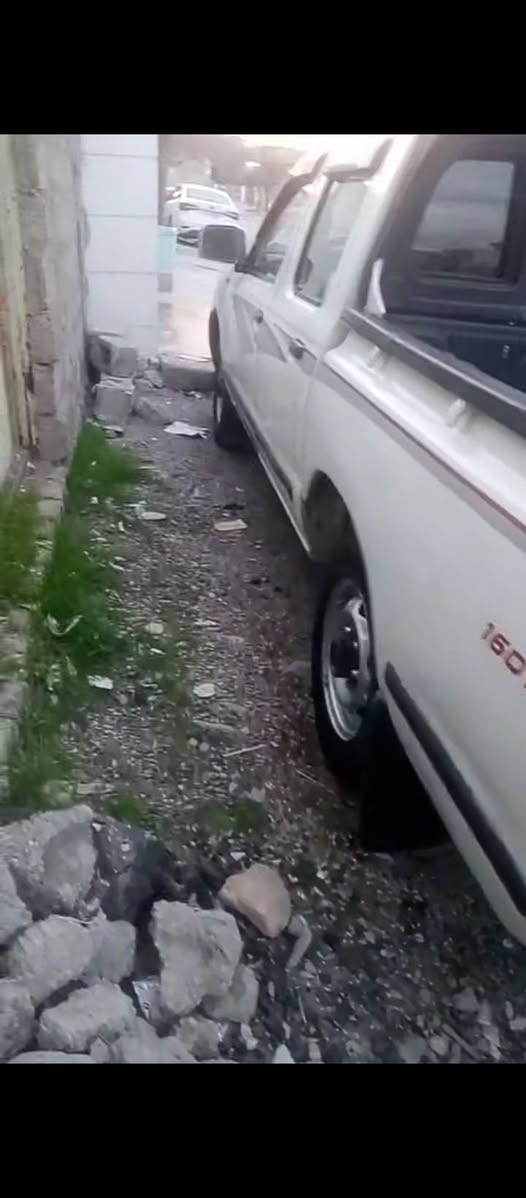 بۆ فرۆشتن                                                                            نیسان پیکاب مۆدێل2008                                    ماشاءللە سەیارەکە زۆر                                             جوانە کارەبایی هەموو گیانی                                  ئیشەکان گێڕومەکینە بەشەرتی فیتەر                                 سەیارەکە نوخسانی نییە                                       سەیارەکە چوار جام کارەبایە                                             ***********                                                           ***********                                                     شوێن هەڵەبجەی تازە
