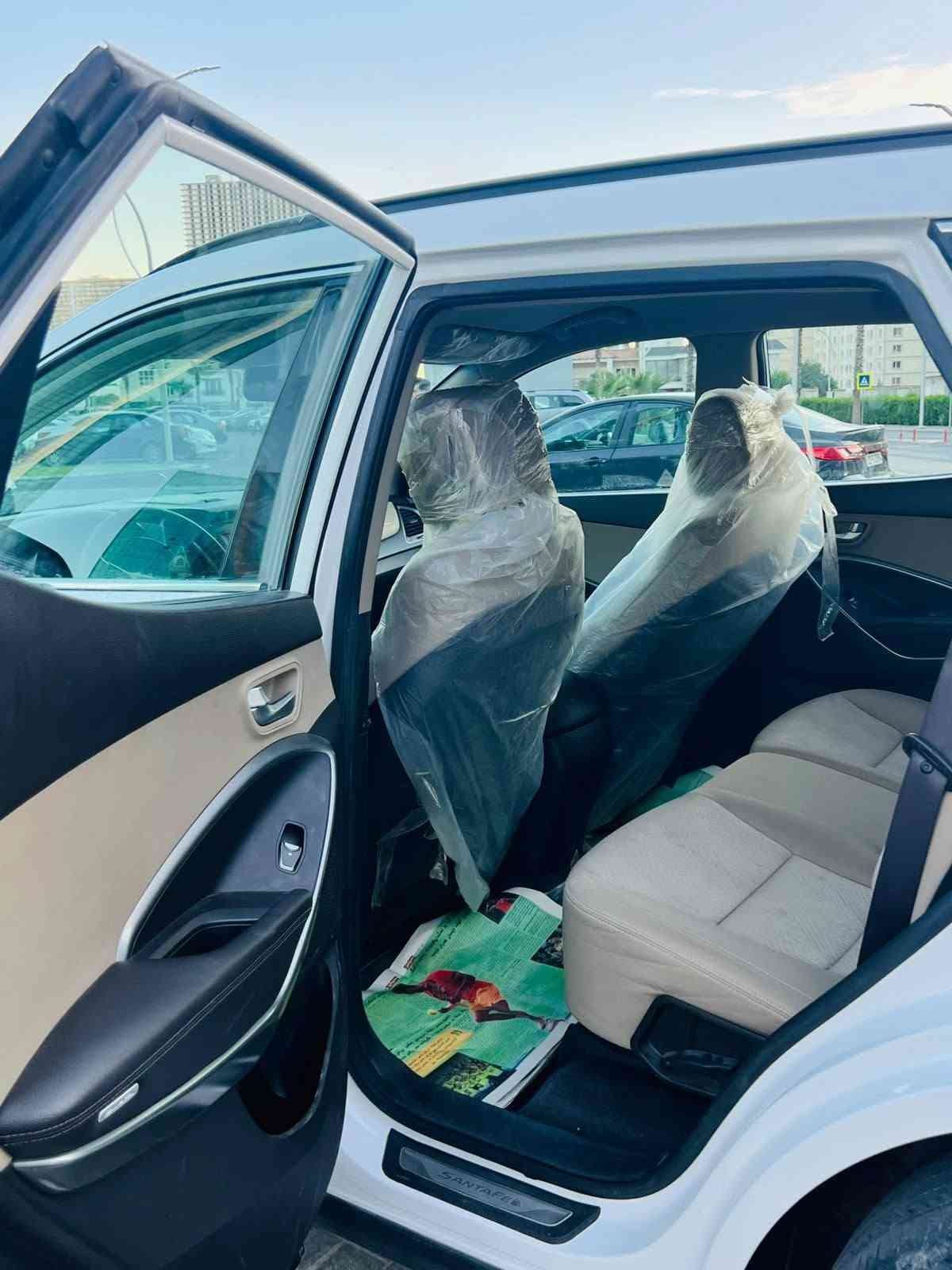 سلام عليكم حبايبي عندي هاي سنتافي خليجي السياره رقم اربيل اتريد وكاله اتريد تحويل ابشرط  موديل 2018 اكلين سعر 160 ورقه الي يحب يتوصل وياي هذا رقم تلفوني بي واتساب *********** وتحياتي للجميع
