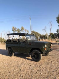 للبيع 4x4 ‭0772 966 8205‬