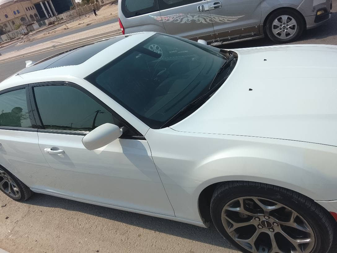 أوباما موديل 18 S اصلي رقم اربيل سنويه 29 سياره جديد حلوه  فول مواصفات واحد على واحد سعر كلش مناسب
كجات 260
شفتات استرن 
بانوراما ويل 20
تبريد اكواب 
وبعد بيه اهواي مواصفات 
السعر 260 وبيه مجال قليل
العنوان البصرة تلفون *********** الزبير, البصرة

