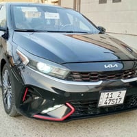 السلام عليكم  فورتي موديل 23 ماشيه 89 محرك.2000 دوش حادثها دعامية وحاف...