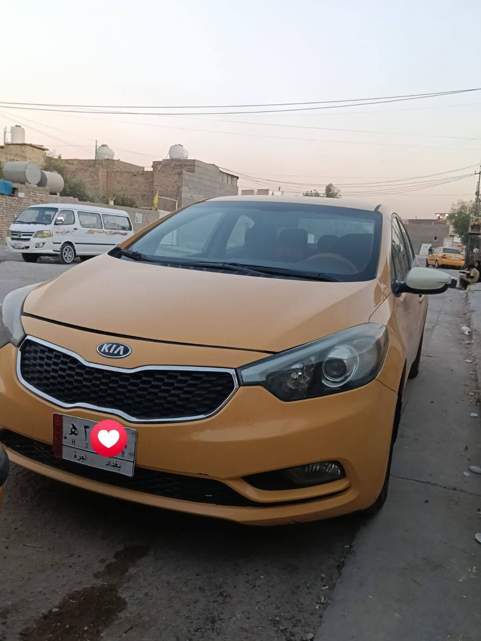 *فورتي 2016 للبيع سيارة كير At
*مكينة 2000 دوش المرغوب 
*سيارة تخم تاير باتري جديد 
*تبريد تدفئة شغال ويه السويج 
*رقم بغداد المشروع الوطني تحويل ثاني يوم باسمي 
*سياره بيها بنيد وجاملغ الأيمن حادث أمريكا وبالعراق الجاملغ الأيسر 
السياره جاهزة للآخر حبايه كبل للشارع ربع متصرف علية 
*ملاحظة التحويل عقد مروري كبل
السعر 95 وبيها مجال للشراي 
مكان السيارة بغداد العبيدي 
الاتصال ***********
