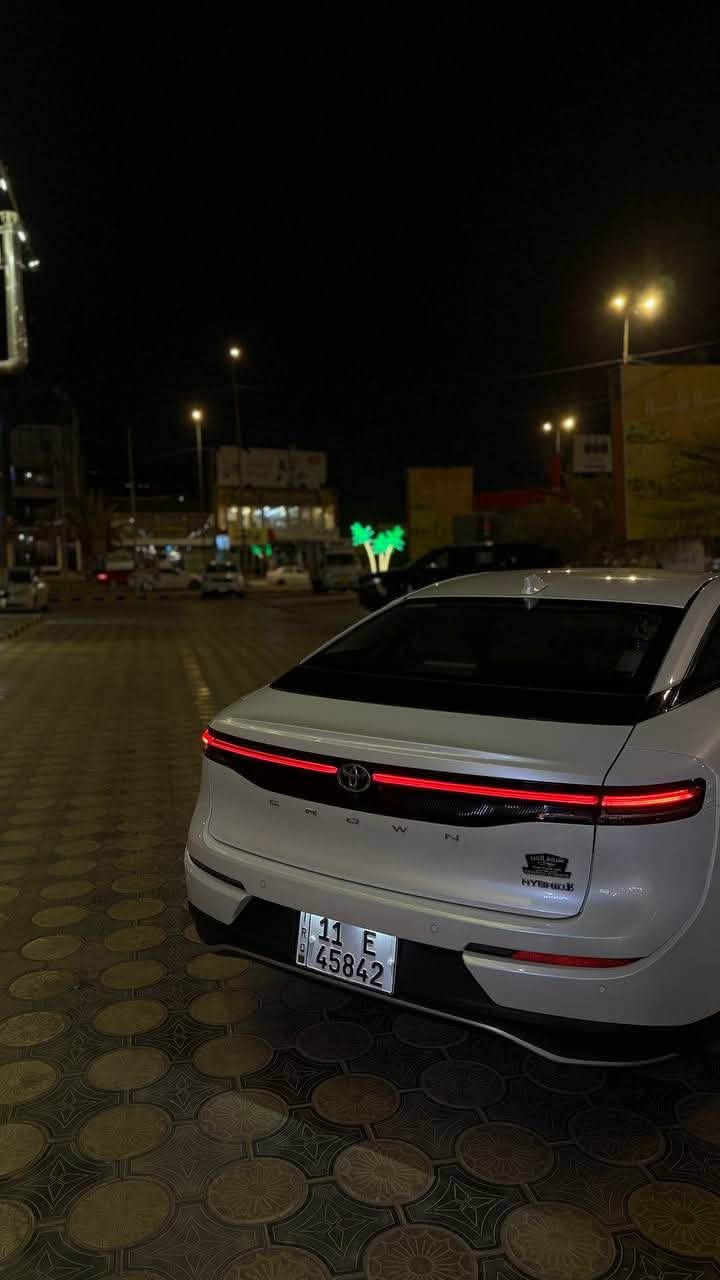 تيوتا كراون 2023
وكالة البعاج رقم بغداد 
بريميوم فول مواصفات ومعروفة مواصفاته
مكينة 2500 هايبرد
ماشية 89000 كم
كفالة عامة من اي ضرر
المكان نجف 
للتواصل ***********

