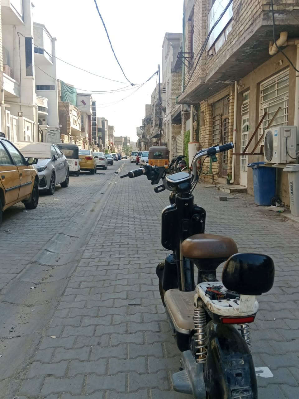 دراجه شحن هارلي امريكي
باتري ليثيوم تشتغل بس مسافه كيلوين وتطفا
ابيع هل موجود
بغداد الحريه ***********

والدراجه الثانيه شغاله حجم 14
السعر 150قفل
