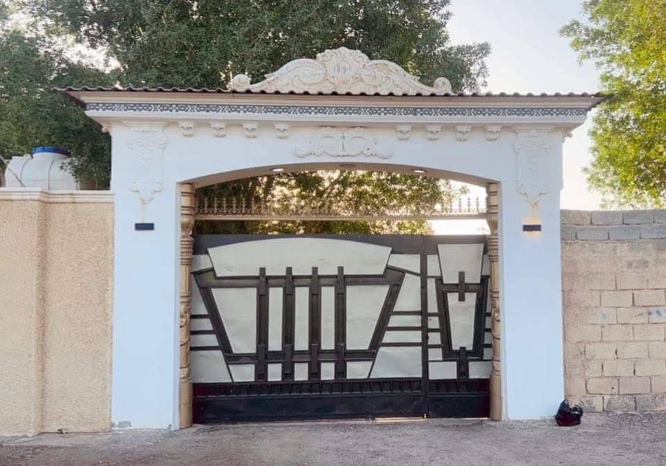 🌿 مزرعة للبيع في قرية الانتصار
📐 المساحة: 2350 م²
🏠 مساحة البناء: 450 م²
🛏️ تحتوي على 9 غرف نوم
🛋️ 2 استقبال
🚿 5 حمامات
✨ أغلب الغرف سويتات
📜 نوع العقد: عقد 17، ومنتهي وراح يتم تحويله إلى طابو
📍 العنوان: قرية الانتصار
📞 للاستفسار والتواصل عبر واتساب:
***********
