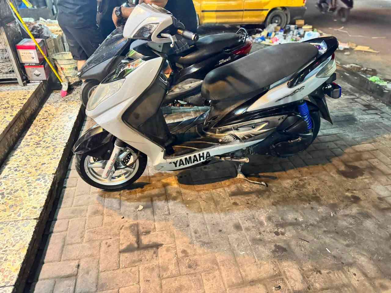 دراجه سكنز فحل نوزل دراجه خير من الله  مكينه بلاديه سعره 650 وبيه مجال رقم التلفون *********** واتساب
