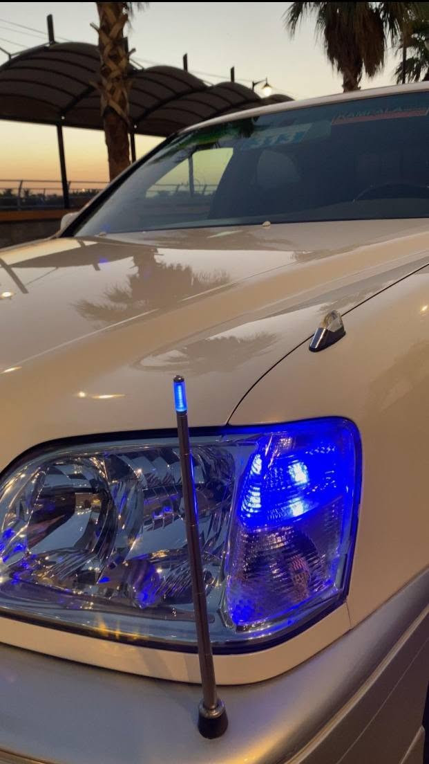 TOYOTA CROWN ROYAL SALON 👑
للأستفسار 📲 

*********** ابو علي الرماحي •

   للبيع تيوتا كراون 2003

    اللون      محجل   🤍  .

❗️السياره جديدة طك كارتون مدفوع كمرك 
وباقي بس عالرقم 
مكفوله كفاله عامه من  كص وضربه ونقل جثه ورسميات والاصوليات.
تحويرة نجف فوک جوه 
المواصفات 👇
2 دگمتين . 
گير ومكينه وحداديه بالكارتون. 
محرك ديفور الكبير شاصي 175 .
اربع كشنات كهرباء .
ستيرن كهرباء.
تخم تاير جديد.
ويل 16 نجمه .
تبريد ثلج + تدفئه.
والسياره ماعايزه برغي كامله على اخر حبايه.
والسياره بالواقع اجمل من الصور بهواي
السعر105💵 وبيها مجال للطيبين 
العنوان🏠 // بالنجف المعارض الجديدة 
معرض بركات سفير الحسين قرب الصيرفه
