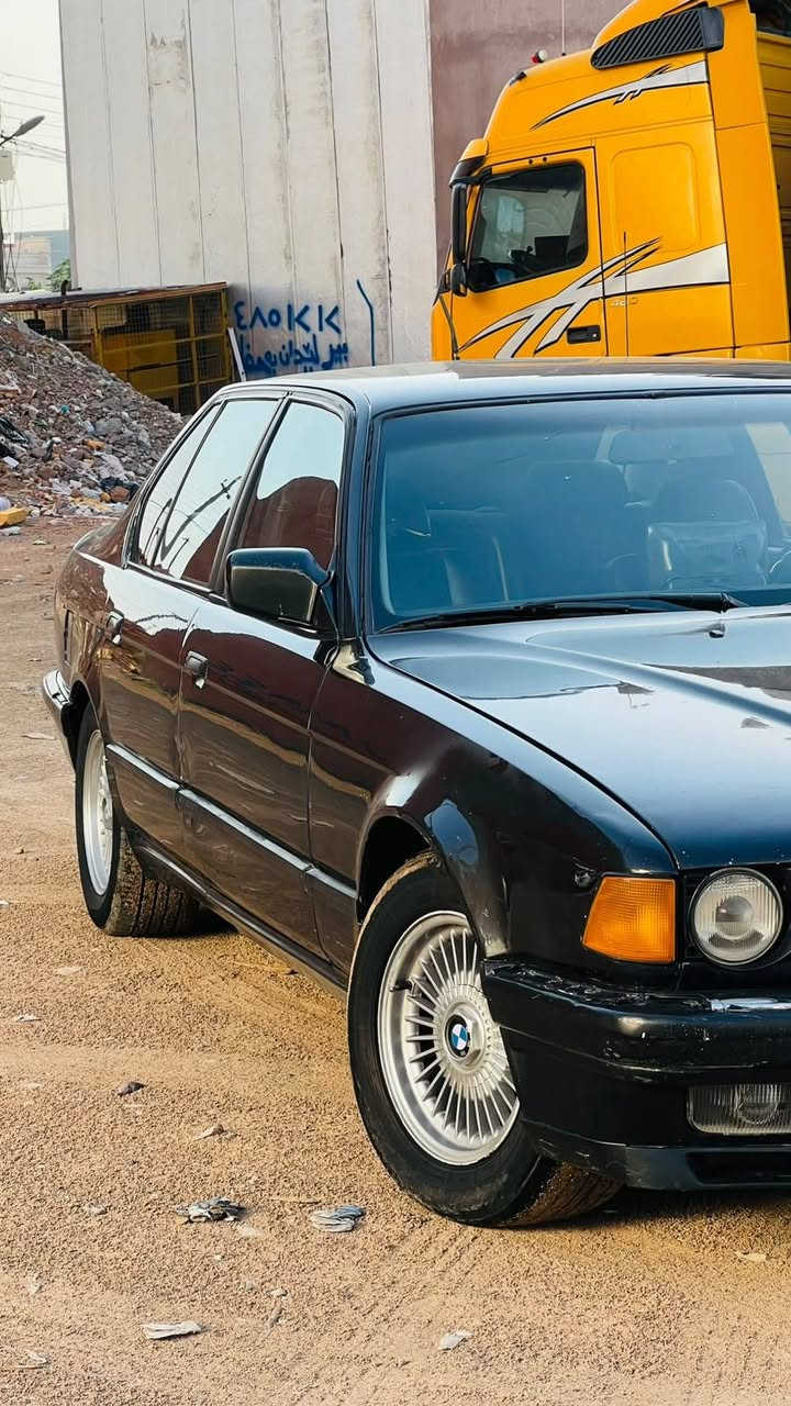 بي ام 735 • ١٩٩١ • گير اوتو