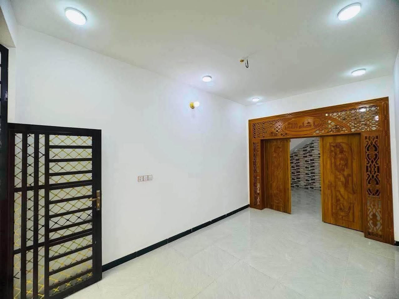 🏠بيت للبيع بيت طابو صرف سند حر 🏡

📐 100م – نجف / مجمع بيتي الثاني 

⬇️مقابل مجمع السلطان قريب عله السلطان 

🏠 غرفة، صالة، استقبال، مطبخ

🚿 صحيات (2) + مكشوفة

⚡ جميع الخدمات متوفرة

💰 السعر مناسب :70 وبي مجال 

🏠طابوك جمهوري 

📜صب كونكريت 
 لاستفسار 📞***********
