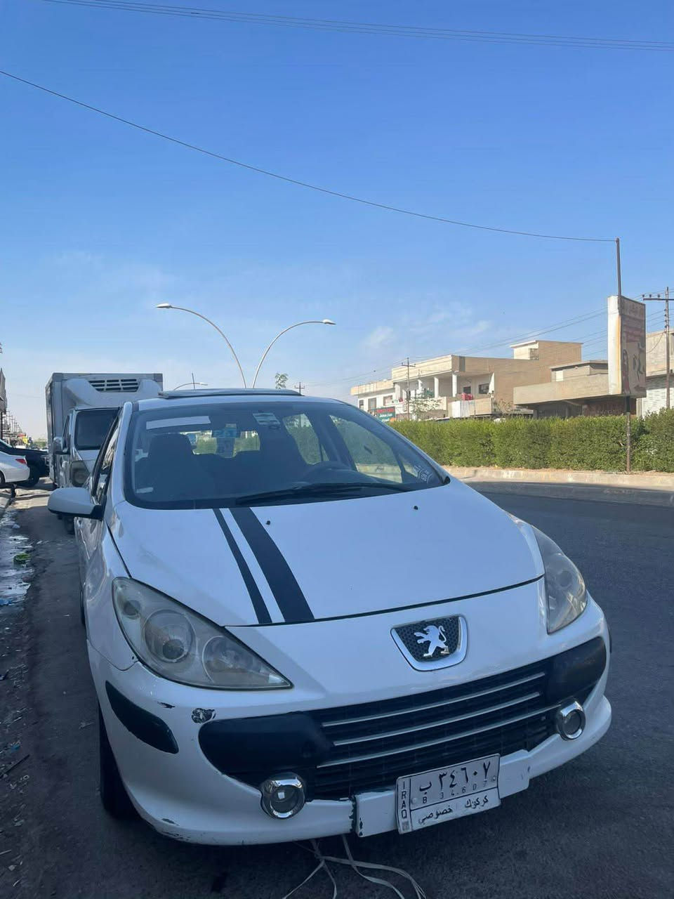 بیجۆ ٣٠٧ مۆدێل ٢٠٠٦ بۆ فرۆشتن 🚗💥
​• گێڕ و مەکینە: بە شەرت.
• تەقە و ڕەقە: بە شەرت، بە پاکی ماوەتەوە و ماڵی دۆستە.
• تەبرید: زۆر ساردە و بە شەرت.
• سوبغ: تەنها یەک بست دەرگای سایەق سوبغە و کەمێک ساردەکوتەی پێوەیە 
سعر 46 مجالى برايانه*********** كركوك, العراق
