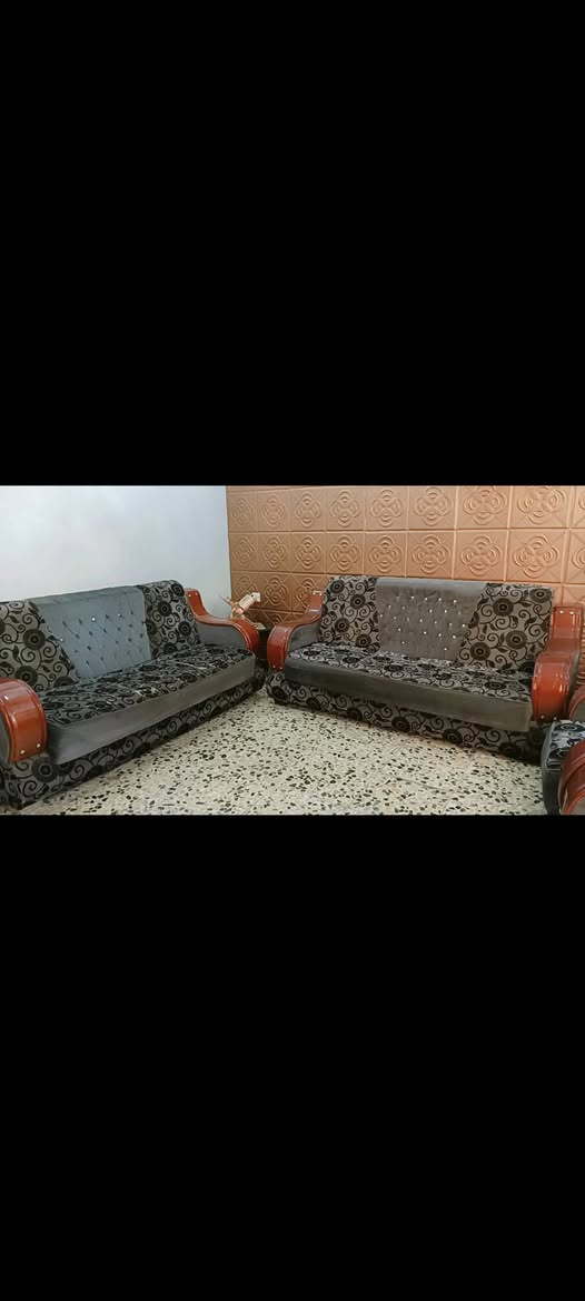 تخم 10 مقاعد بلوك وياه سيت طبلات سعر 350 الف وبي مجال مكاني بغداد حي جهاد ‏‪
‏‪***********‬‏ راسلني عل وات ساب
