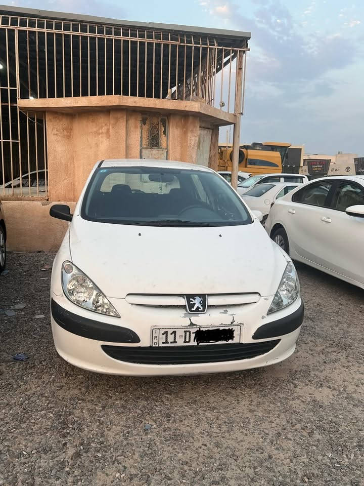 السلام عليكم بيجو فرنسي 307 موديل 2005
تبريد ثلج
رقم بغداد دولي جديد سنويه 2031
باسمي السيارة
تخم تاير جديد 
تحكم مري
دوشمه
كير ومحرك مكفولات جديد شادهن 
مابيها اي جطل السيارة بل كهرباء 
مصبوغه عام 
سعرها 43 وبيها مجال 
مكانها بغداد 
***********

