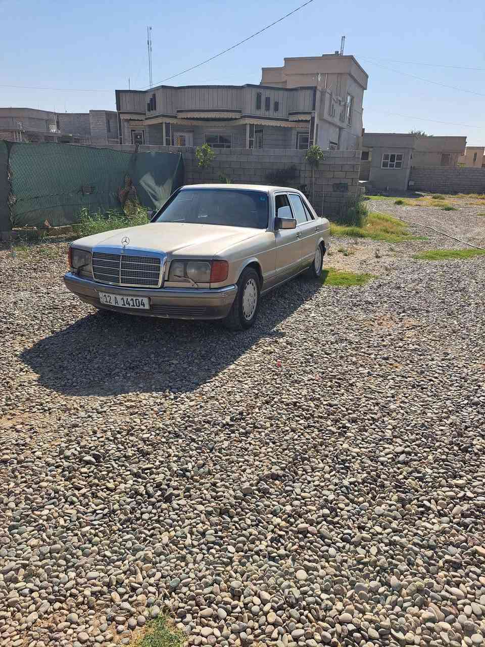 مارسدس جامبو 89 بلادية السيارة محرك وگير شرطة وشرط تحويل هزتها جديدة غرفتها جديدة وبلادية كلها السيارة من الدعامية للدعامية فقط مرشوشة وقاعدة دبل اليمين مصلحة سعرها 60 وبيها مجال تصل *********** وتدلل السيارة متواجدة بمعرض العريج مقابيل معمل سمت حمام العليل
