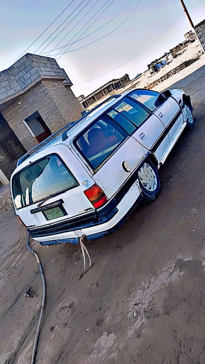 أوبل اوميكا ستيشن موديل 91كير ومحرك شرط اسياره يعوزة ترتيبات بسيطه رقم نينوى أخضر تريد تحويل أو وكالة اسياره موجودة بعوينات السعر 14وبيه مجال رقم تلفون ***********     ***********
