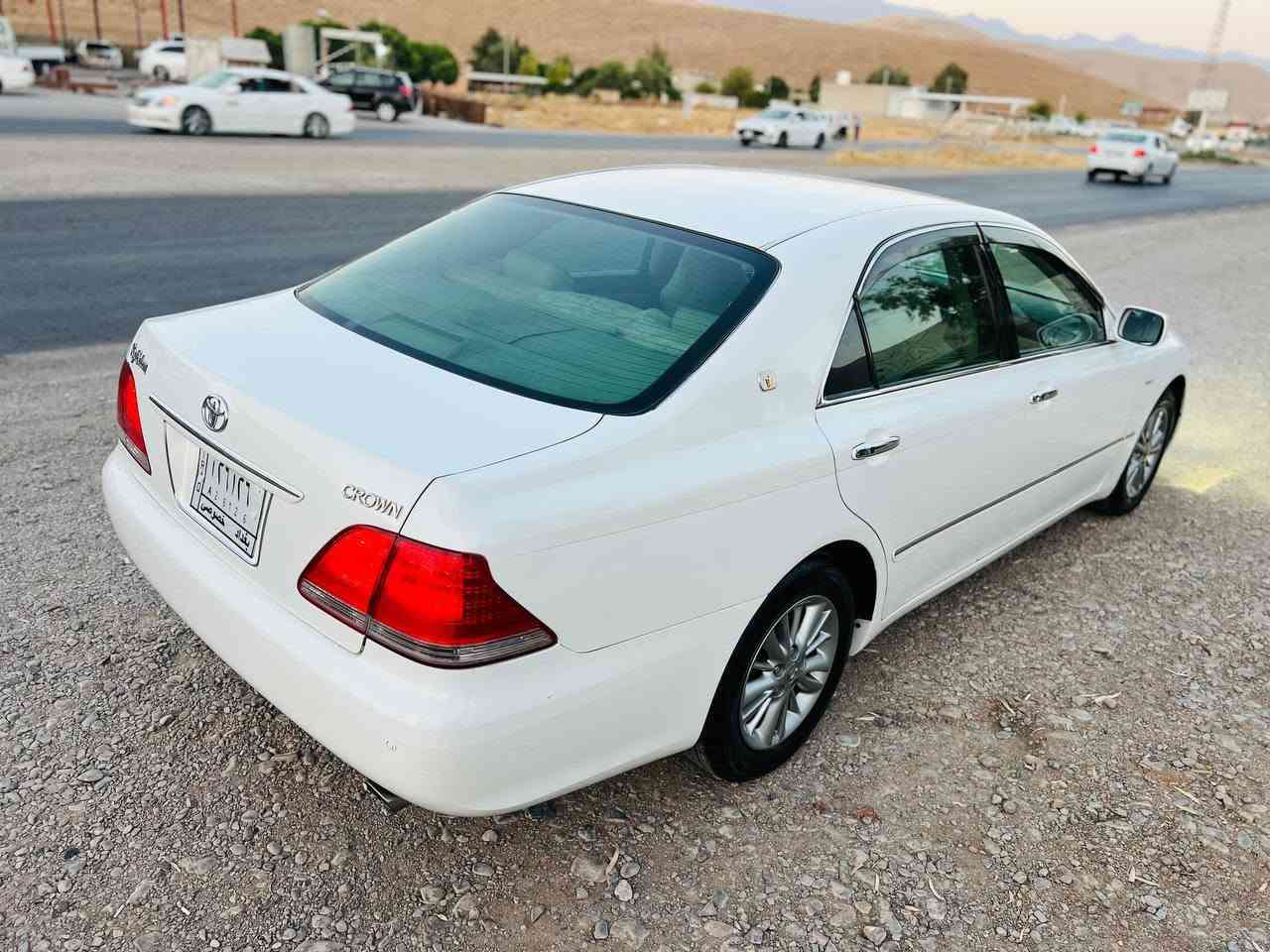 بە ناوی خوای گەورە
شاهینە 2005
موس
دوو گمەی
گێرو مەکینە بچوک
بئ دووکەڵ 
نمونەی جوانی
کامل مەسرەف کراوە
سەقفی شووشەی
چوار تایەی لۆک
چوار ویلی جوان
داشبڵی جوان
دوو پارچەی بۆیاخی ئەورپایە
سعری 64مەجالێکی زۆر کەم
شوێن سەیدسادق
ژ.م***********
ژ.م***********
مشتەری نیت نە سەری خۆت بییەشێنە نە من لەگەڵ ڕێزمدا
