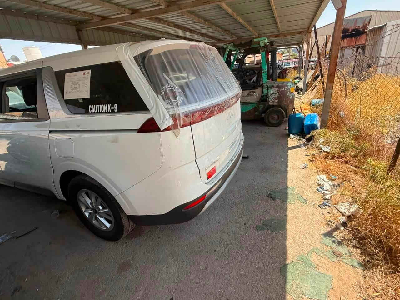 سلام عليكم
كيا كرنفال موديل 24

حادثها كما واضح بالمنشور 

سياره تعمل وتسير 

مكفوله الغود وشواصي ومن الحادث المسبق 

مكان سياره الأردن منطقه الحره 

تدخل على كتاب شهداء او عل فاتوره 

سعر السياره مطروحه 140 بيها مجال قليل 

واصل على كتاب شهداء 150 من غير تحاسب ضريبي 

ايضاً يوجود عديد من سياره داخل المنطقه الحره الاردنيه 

ايضاً يوجود نقل وتعقيب ايضاً يوجود كروب واتساب https://chat.whatsapp.com/GixH6PjafciIKrzP2u63FA?s=cl&p=i&mlu=4&amv=2 او اتصال ☎️ *********** 

عنواننا واسط كوت مركز مدينه
