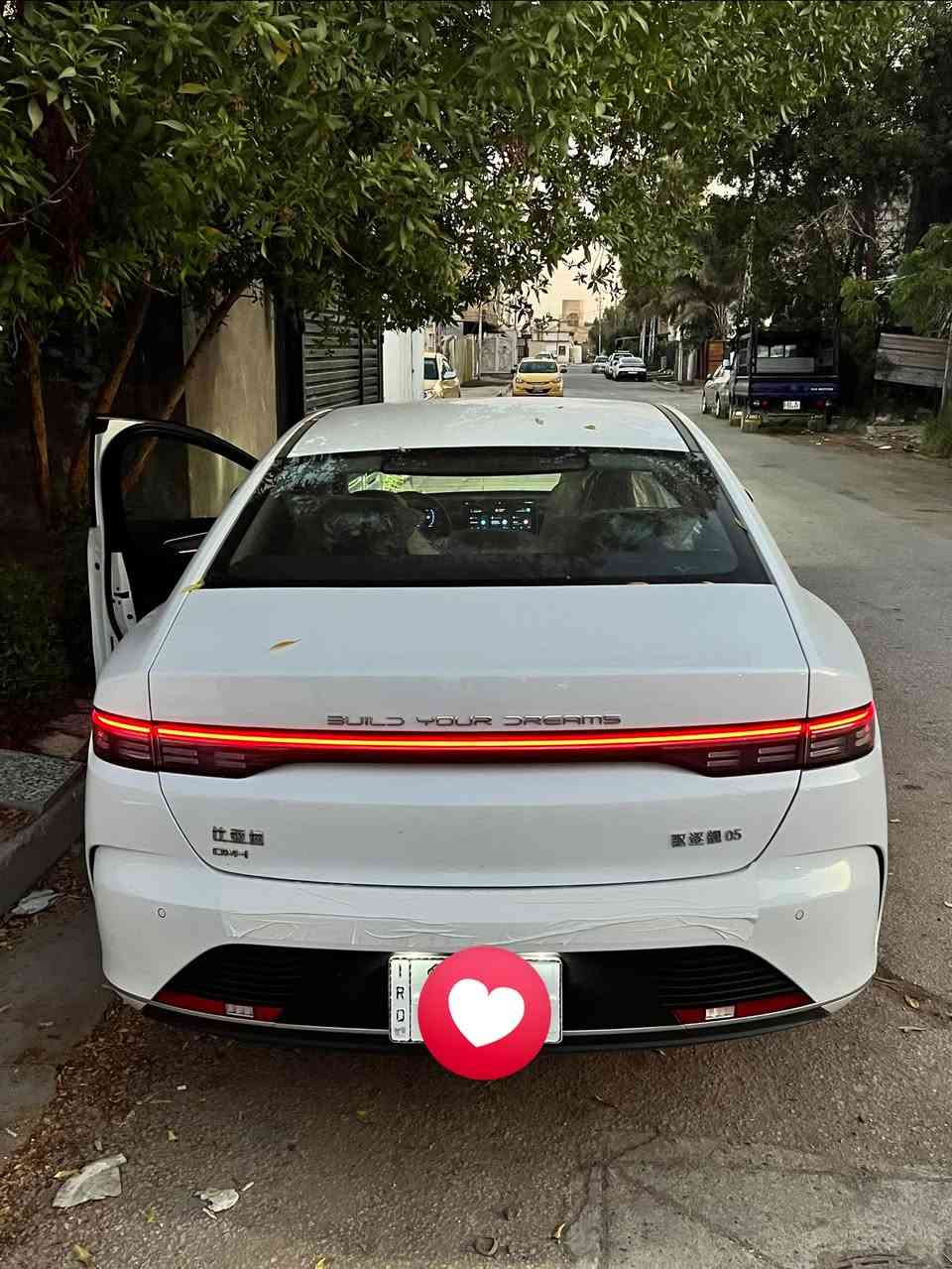سلام عليكم 

دستروير ماشيه 4,500 الكُلي تقريباً

السيارة كفاله عامه والسونار مرفق ب المنشور 🤍

تحويل ثاني يوم ما اتعبك 

السعر 19,900

السيارة مداريها والله العضيم وما متعبها بس على كد دوام الجامعة وطلعات خفيفة 

اخوان شوفو سعر الزيرو بشكد واذا تريد عندي العقد مال شراء السيارة من المعرض اشوفك بشكد صارت عليه ماعدة الترقيم والهزة 

ملاحضة ( السيارة شادلها هواي كماليات ارضيات وهاي السوالف انطيهن الك )

***********
بغداد / الميكانيك
