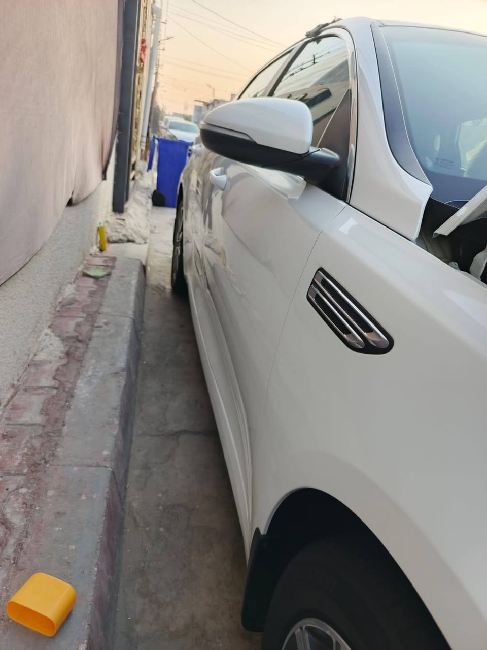 السلام عليكم 
كيه اوبتما مديل 19 وارد خليجي ماشيه 74
محرك 2400
سنويه منتهيه

بيها بس هاي الطخه بلصندوك وبلباب والباقي كفاله عامه 

(العنوان) البصره المعقل 📍
(علماً مكلف بلنشررررر)

السعر 165💸💸💸💸 البصرة, العراق

نص مكتوب في الصور:
- اتحاد النترا البصرة
- ابو زين - 19 س -
- الانترا موديل 2020 سياره جديده بمعنه الكلمه بالحقيقه احله من الصور بهواي السياره كفاله بس شخط بالباب الخلفي فقط السياره فول سنويته مامنتيه تنتهي 27/12/2026 بسم شركه السياره العنوان جنينة شارع البهو
- الاستفسار ***********
- 5+
- تعليق باسم ابو زين