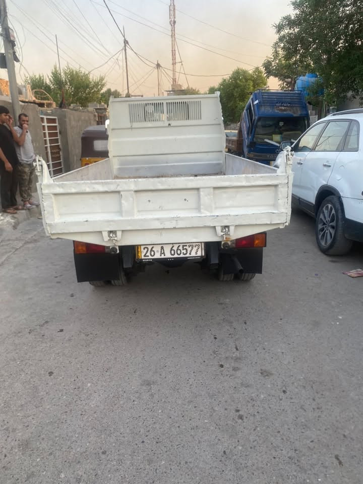 سلام عليكم راس ثور قلاب  مكينه لا تبخير ولا تنقيص    سوبر 16  شاصي مكفول تخم تاير جديد سيار ه كفالهً عامه واحلاً من صوره رقم صلاح موديل 1996 شرط تحويل مكاني بغداد الامينً لاستفسار ع رقمً ***********
