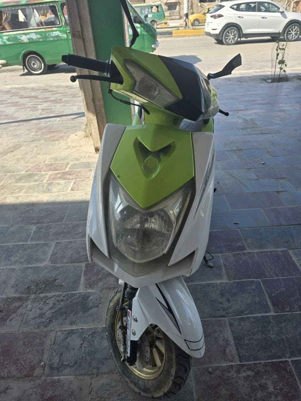 دراجه سكنس 23نضيفه خيط بخار سلف هندر 250وبيها مجال 
***********
