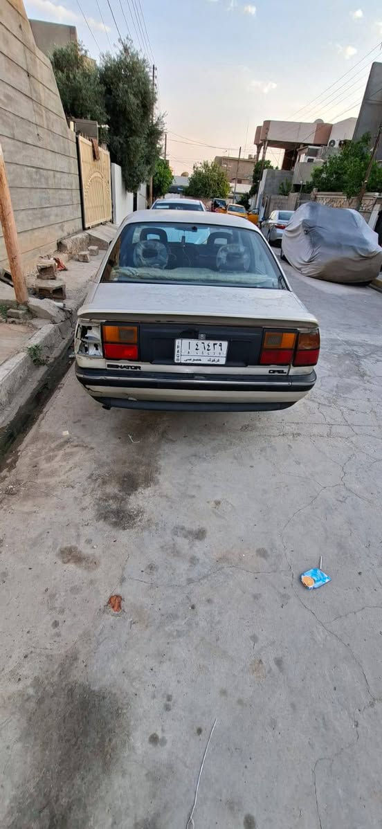 السلام عليكم اوبل سيناتور موديل 93 كير اوتو محرك بي صرف قليل سنويه ساقطه ٢٠٢١ شرط التحويل دفتر بنزين بيها السعر 20 بيها مجال قليل‏‪***********‬‏ كركوك, العراق
