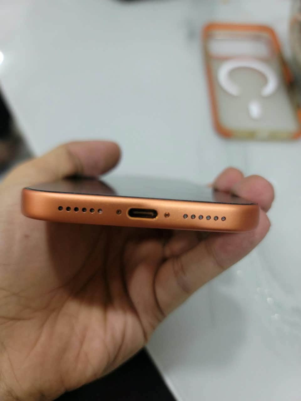 ايفون 17 برو ماكس شريحه الكترونيه بطاريه 98 مشحون 147مره نضافه 100% بدون ملحقات السعر 1500مكاني بغداد رقمي ***********9
